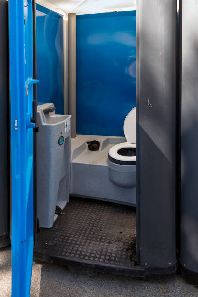 Best Construction site porta potty rental  in Dundas, MN